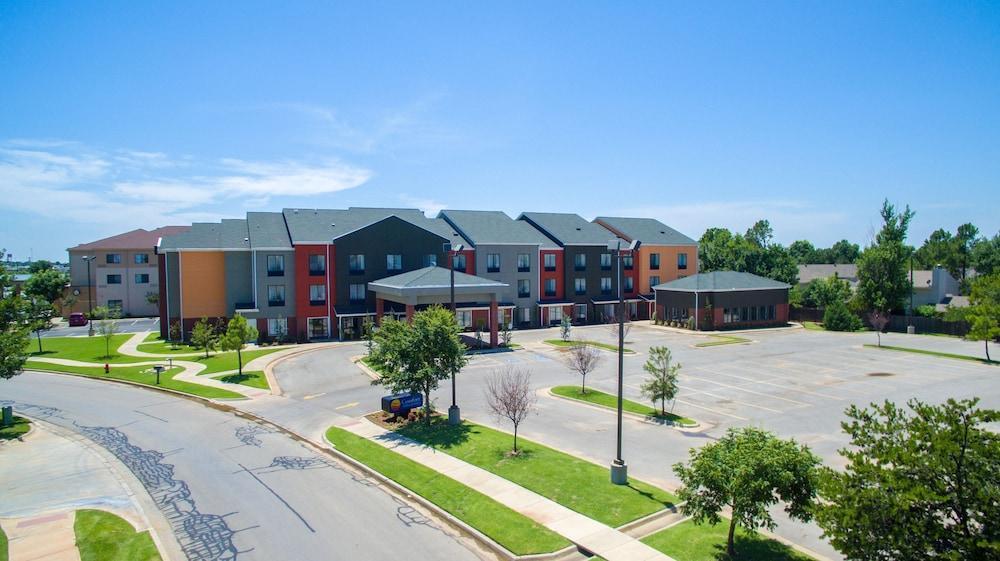 Comfort & Near Norman