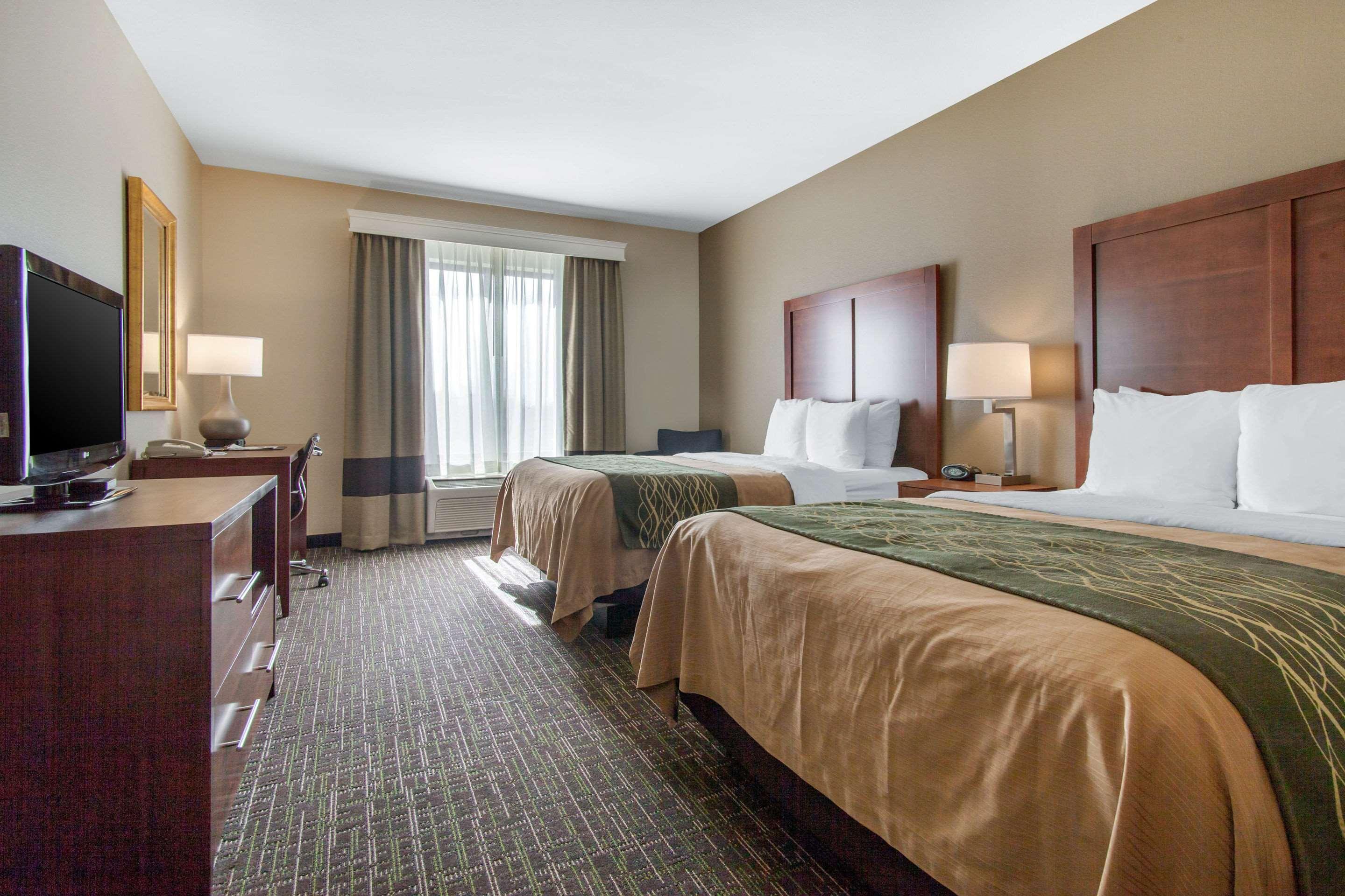 Hotel Comfort & Near