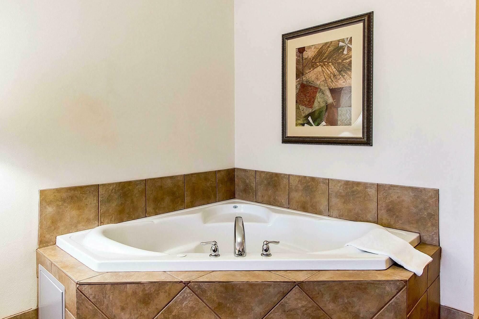 Hotel Comfort & Near 3*