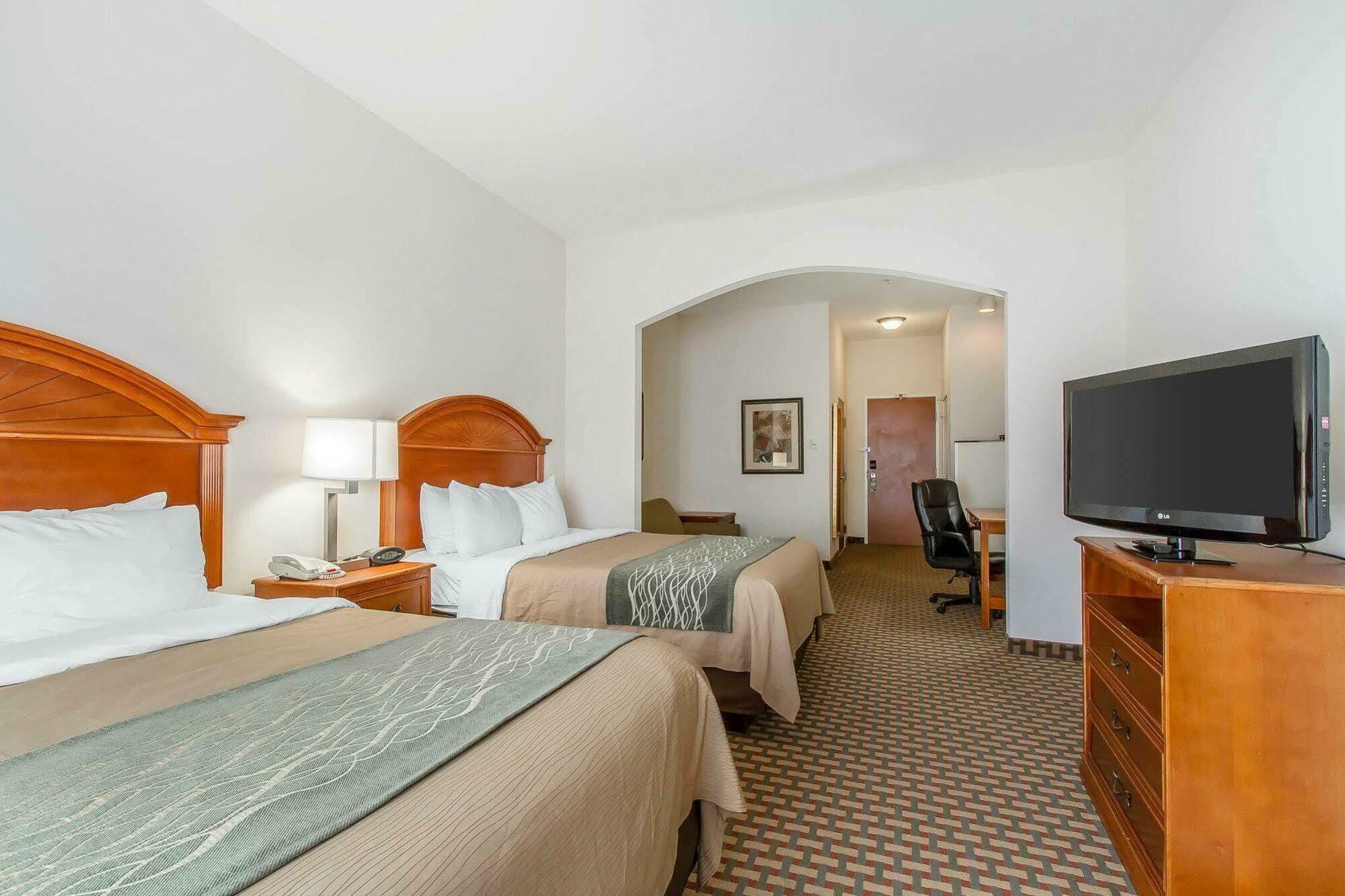Hotel Comfort & Near 3*